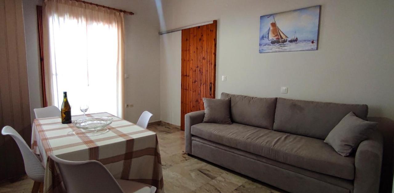 Artaki Beach Comfy Apartment Koróni エクステリア 写真