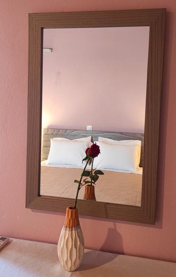 Artaki Beach Comfy Apartment Koróni エクステリア 写真