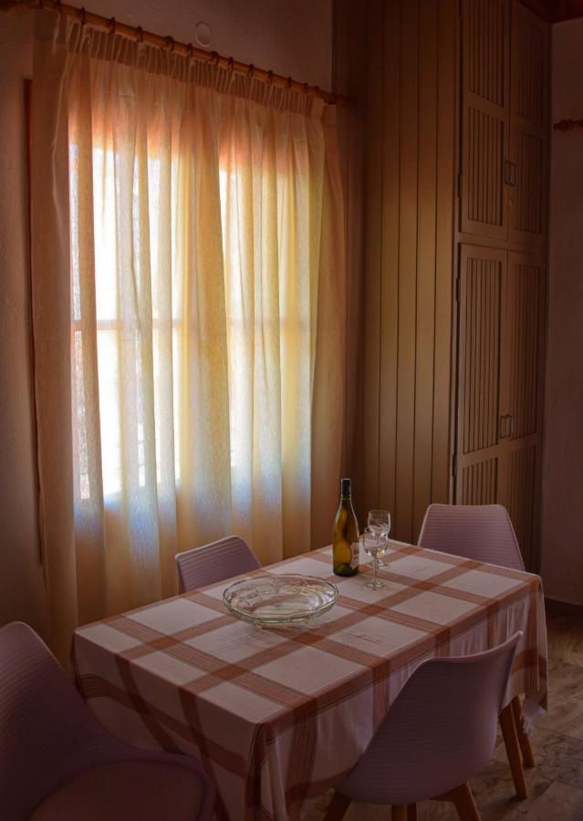 Artaki Beach Comfy Apartment Koróni エクステリア 写真